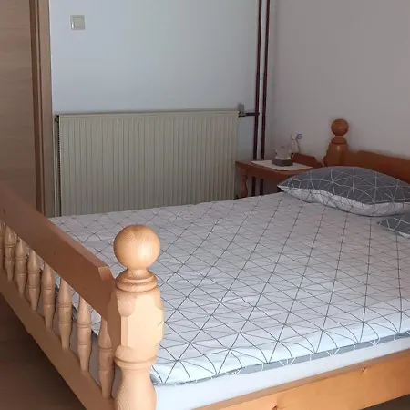 House Apartma Cebela With Jacuzzi Apartmán *