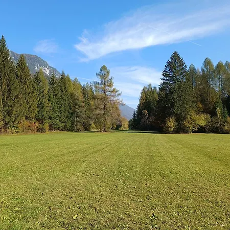 House Apartma Cebela With Jacuzzi Apartamento Gozd Martuljek