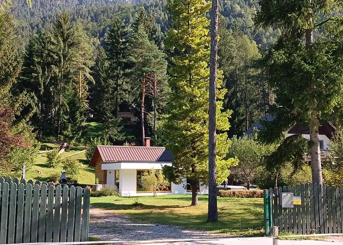 דירה House Apartma Cebela With Jacuzzi